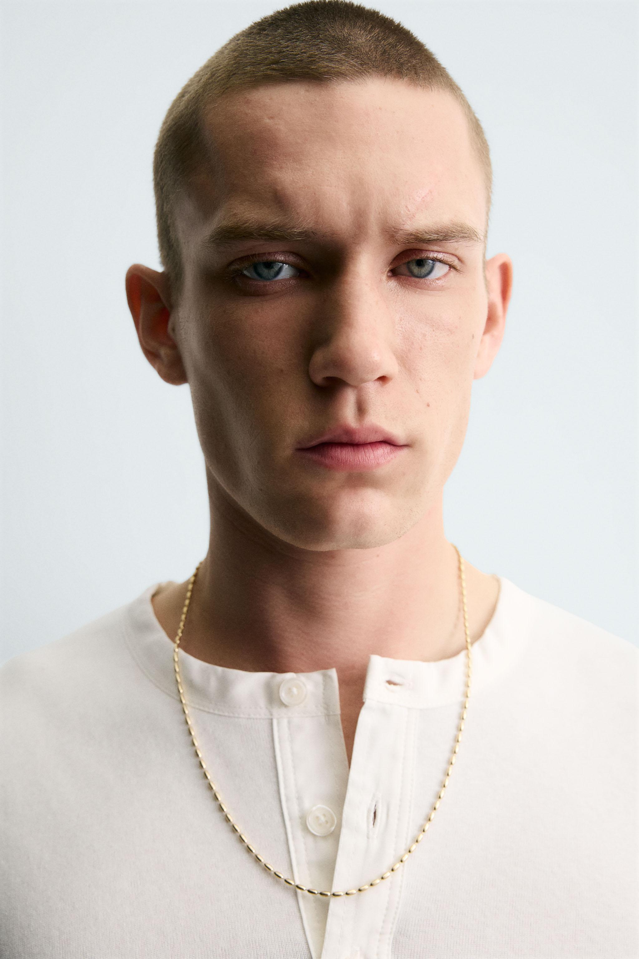 COLLIER À MAILLONS MÉTALLIQUES